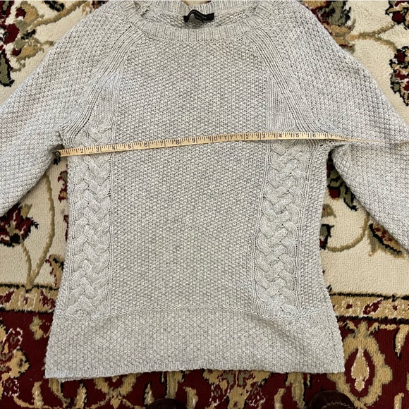 2/$35 Grey Ann Taylor Cable-knit wide sleave Sweater. Excellent condition - Picture 4 of 5